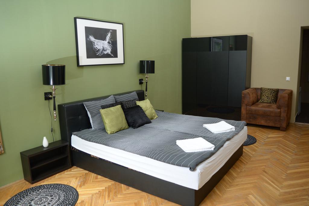 International Apartments Budapeste Exterior foto